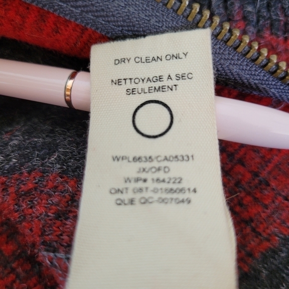 Woolrich Wool Plaid Zipper Jacket with Hood. - Picture 4 of 11